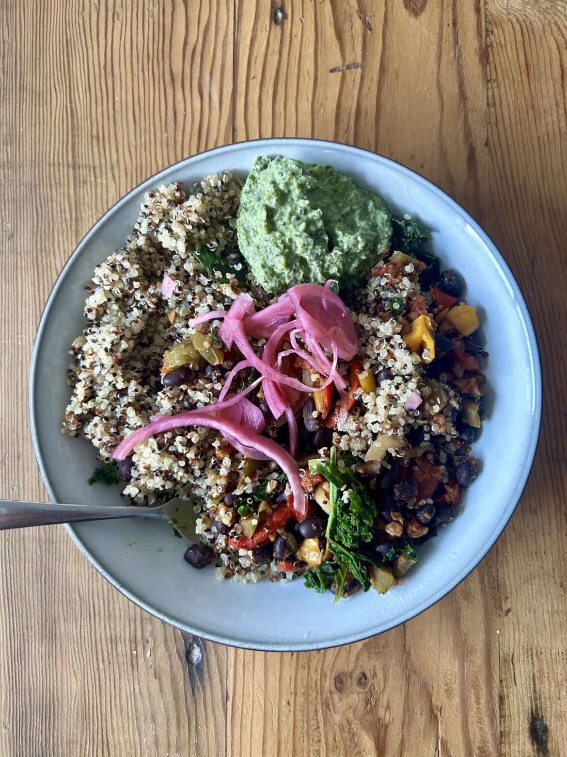 Quinoa taco bowl (609 cals)