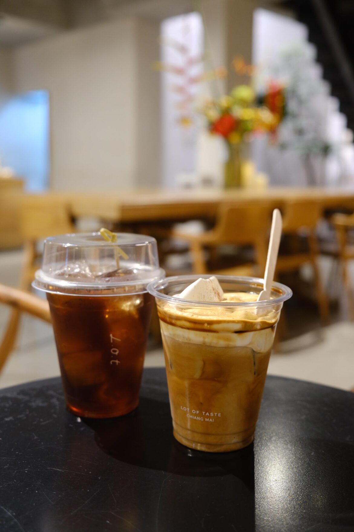 A Lot of taste in Chiang Mai, Soft Cream Latte and Honeycomb Cold Brew