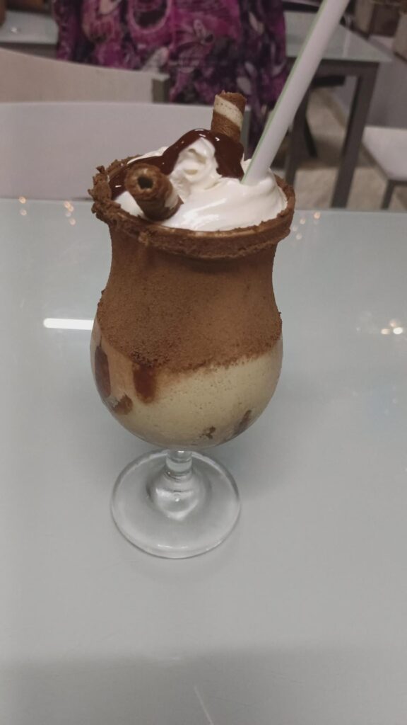 Cold coffee for when it's hot in downtown Medellin, this is something for a change on a Friday afternoon