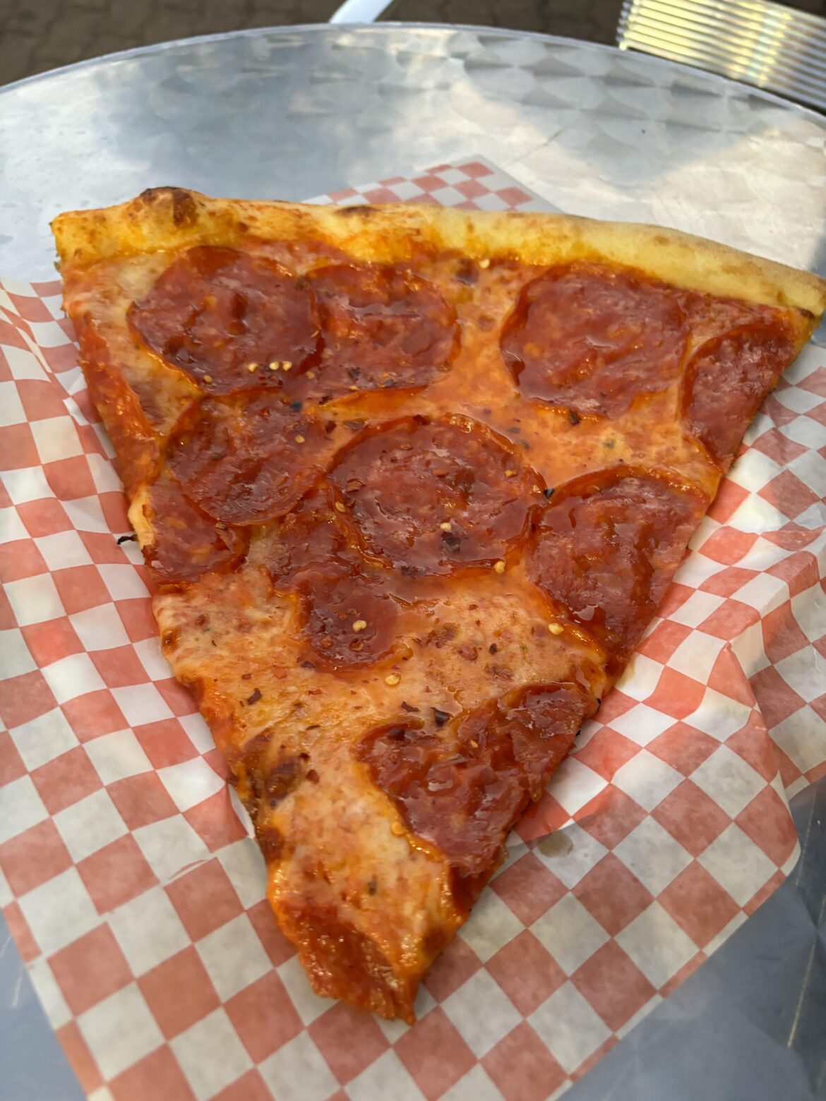 When the lineup at ‘Fresca’ is too long, a slice from ‘Pizzeria da Mario’ is a solid backup plan.