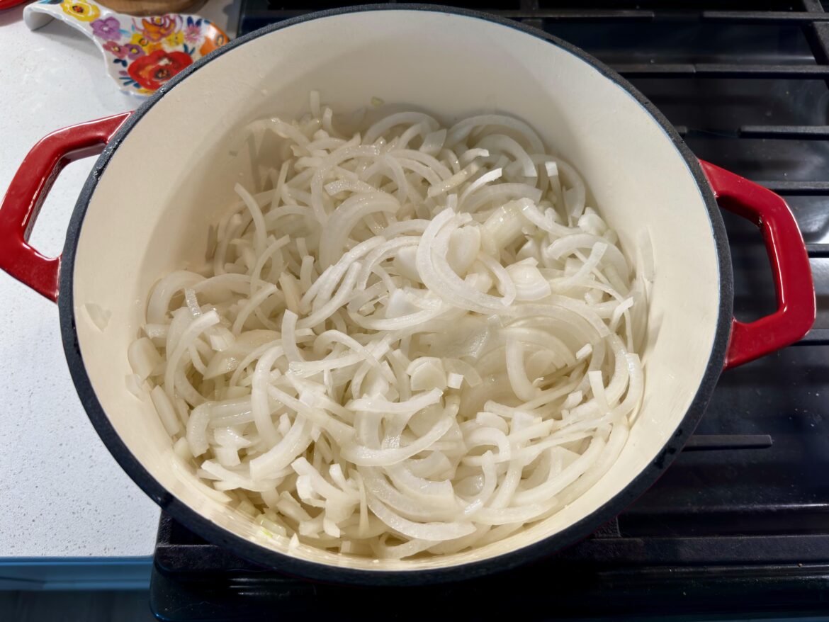 Are 3 pounds of onions enough for a pound of pasta?