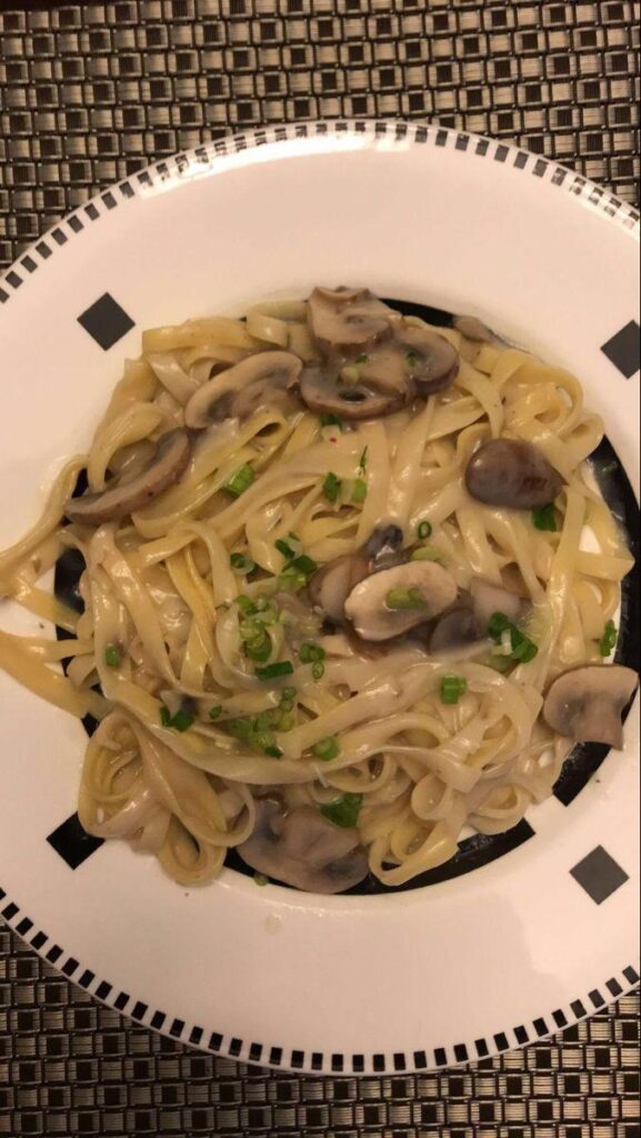 Pasta mushroom sauce