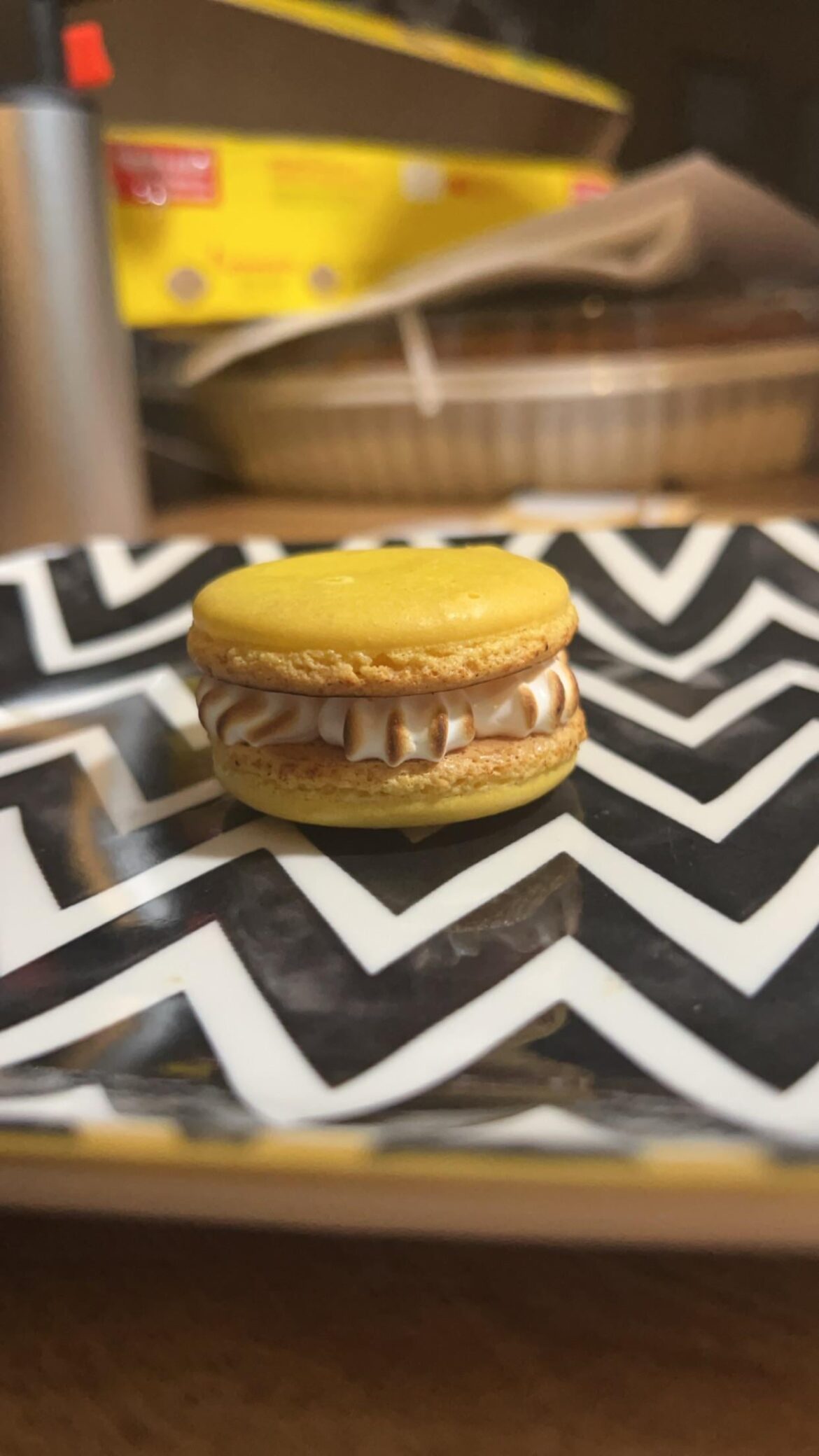 Lemon Meringue Macaron