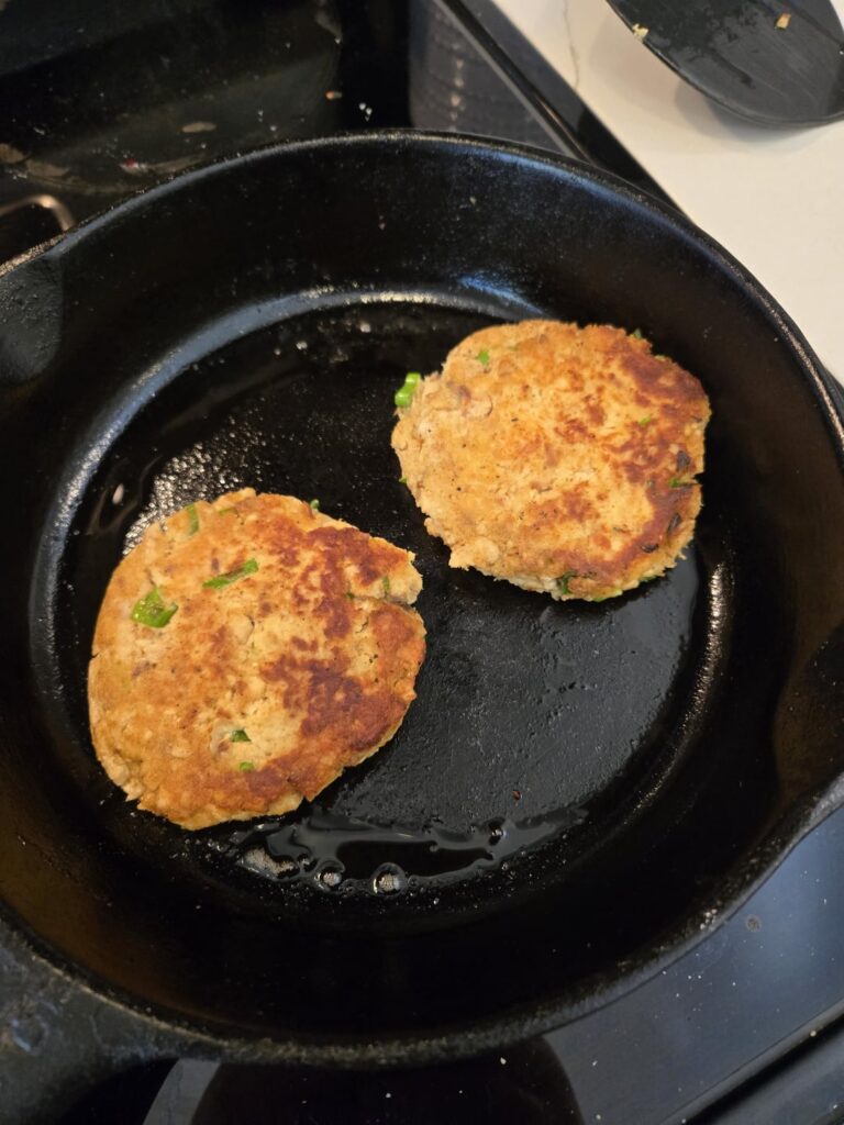 salmon fritters (with canned salmon) salmon fritters (with canned salmon)