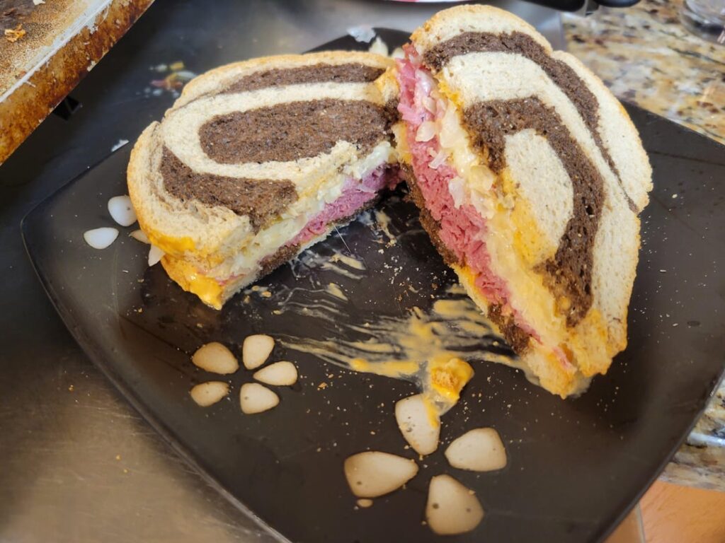 Marble rye Reuben
