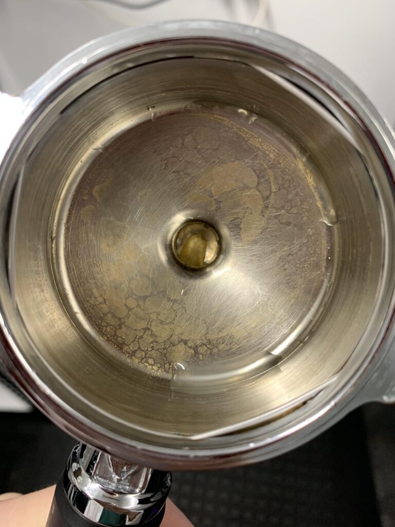 How to fix stains on portafilter