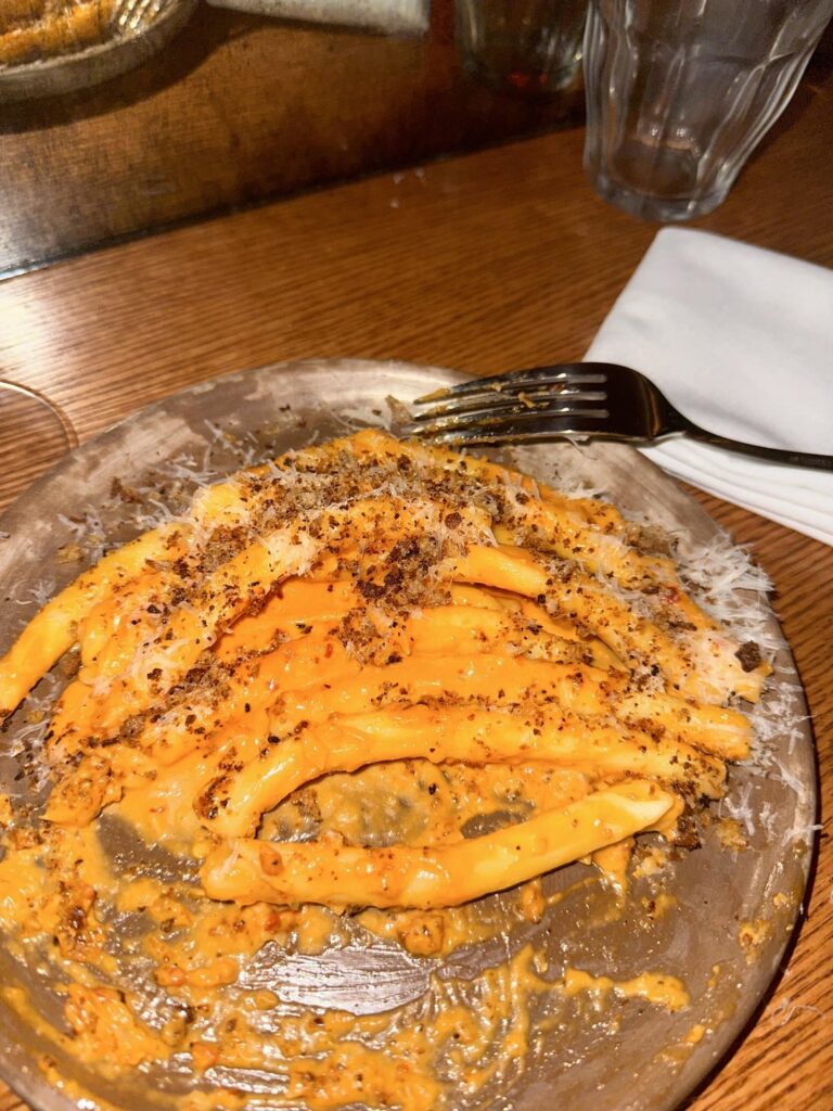 New bar/restaurant in silver lake!