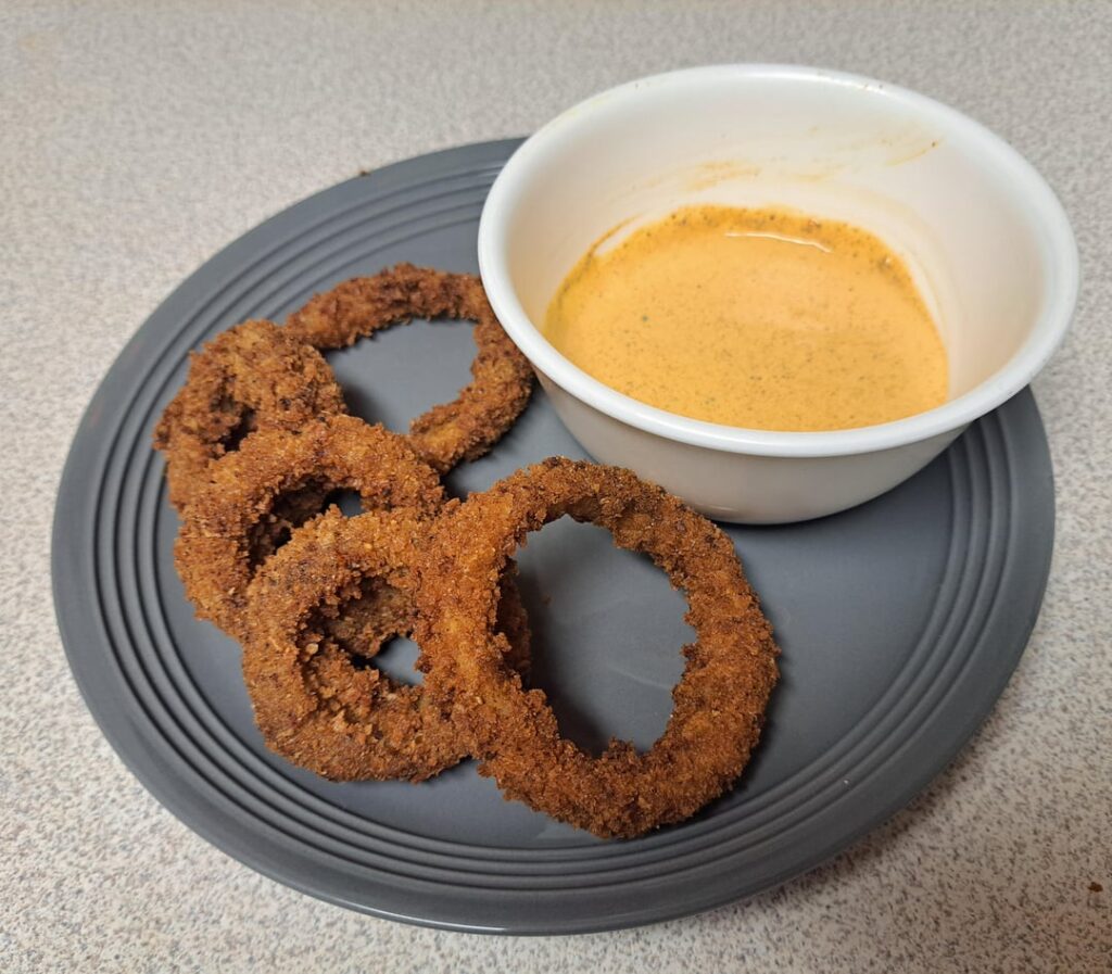 Ideal onion to sandwich ratio? (Zoom in for extra crispness)