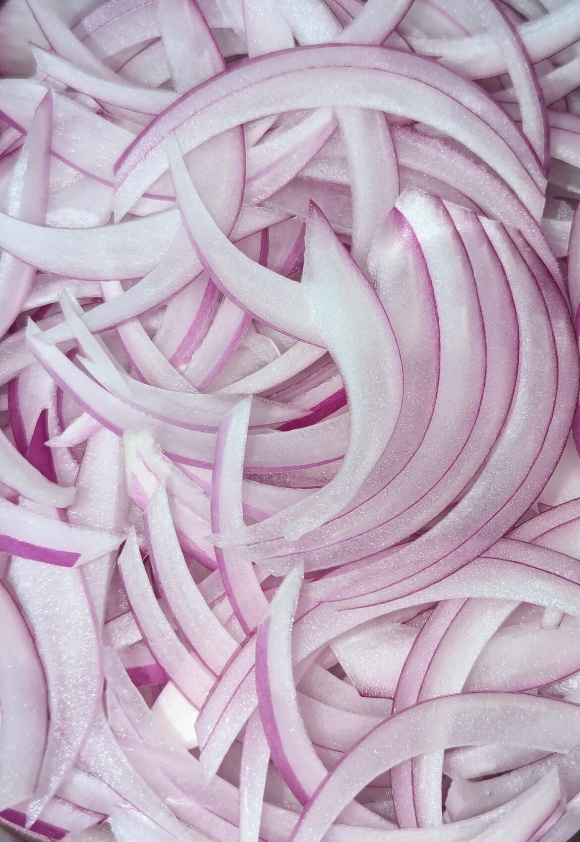 Thank you to the person who recommended slicing onions pole to pole. Delicious and beautiful 🥹