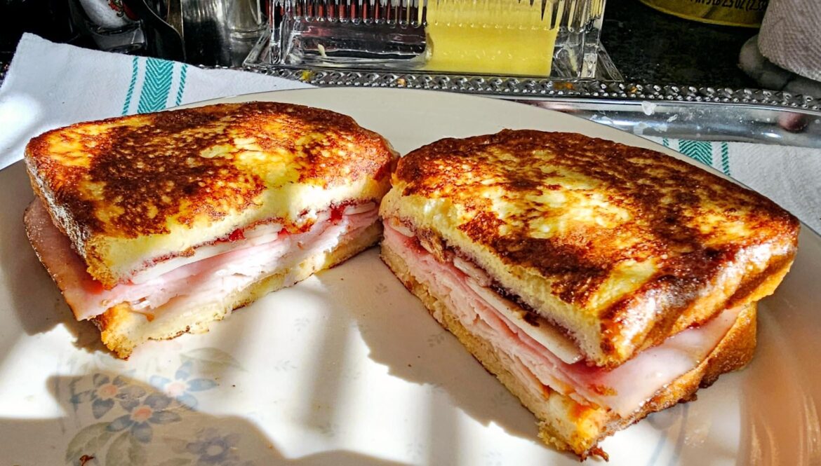 Monte Cristo sandwich