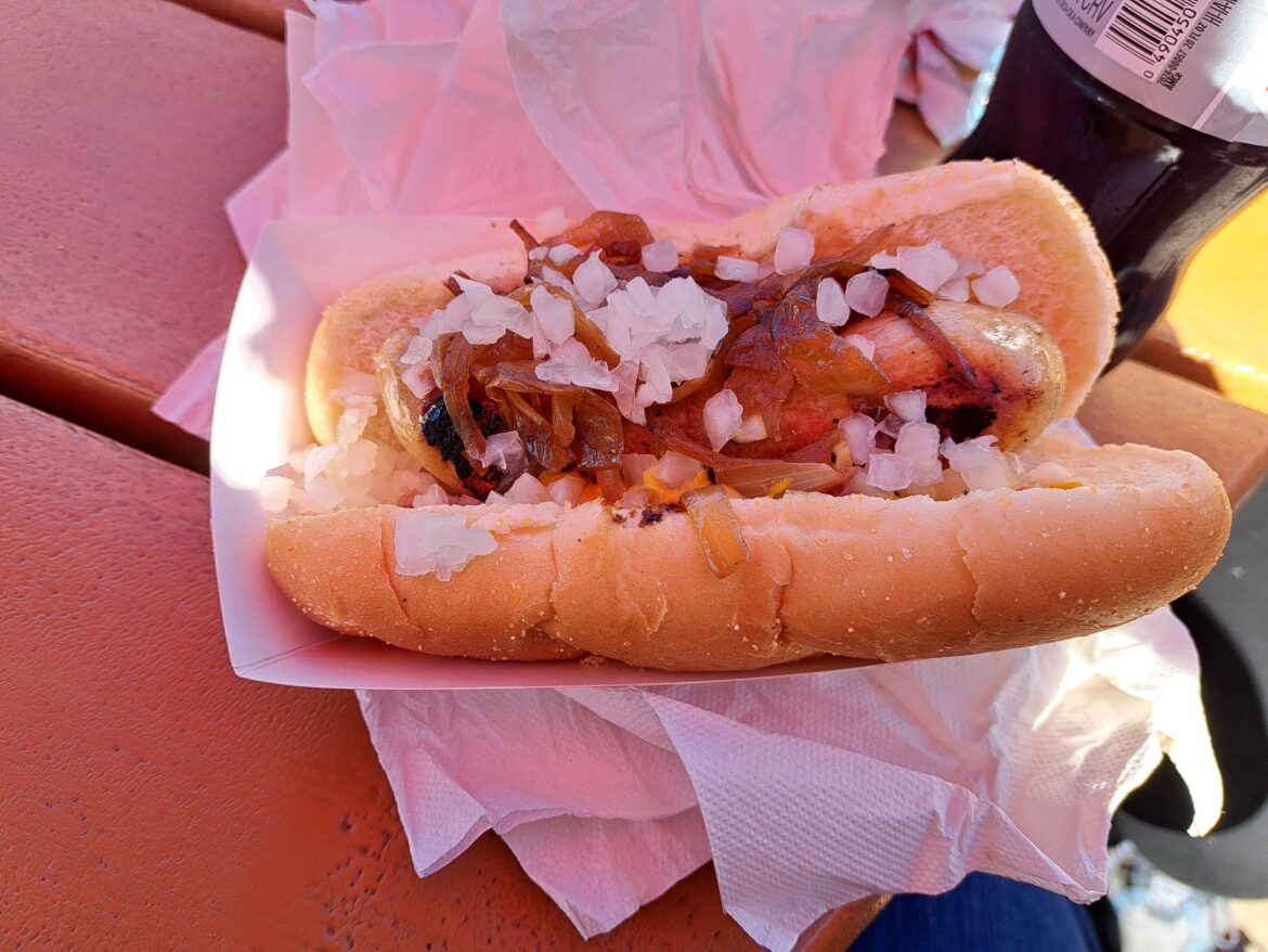 got to have both raw and grilled onions on my dog.