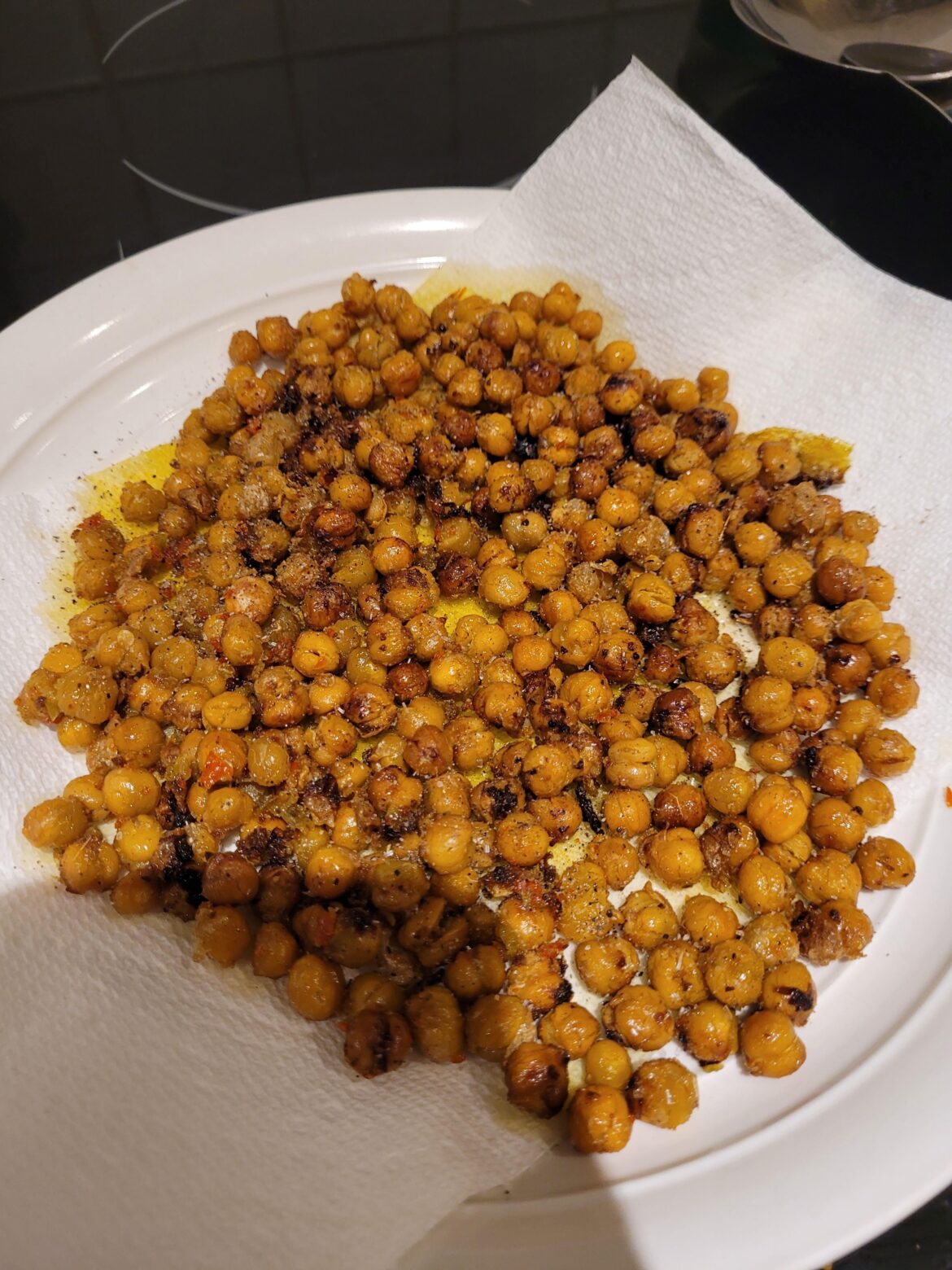 Ghost pepper air-fried chick peas - yum!