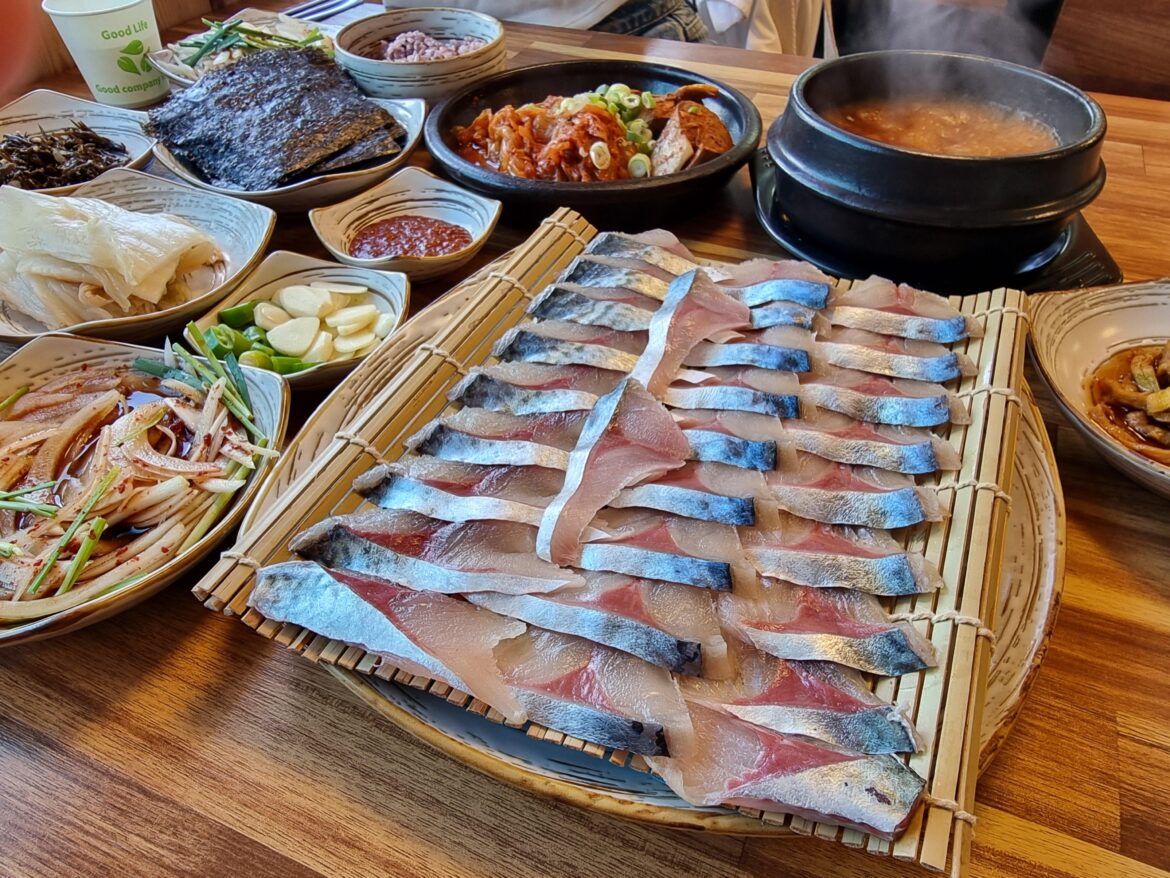 Mackerel sashimi (고등어회) in Jeju.