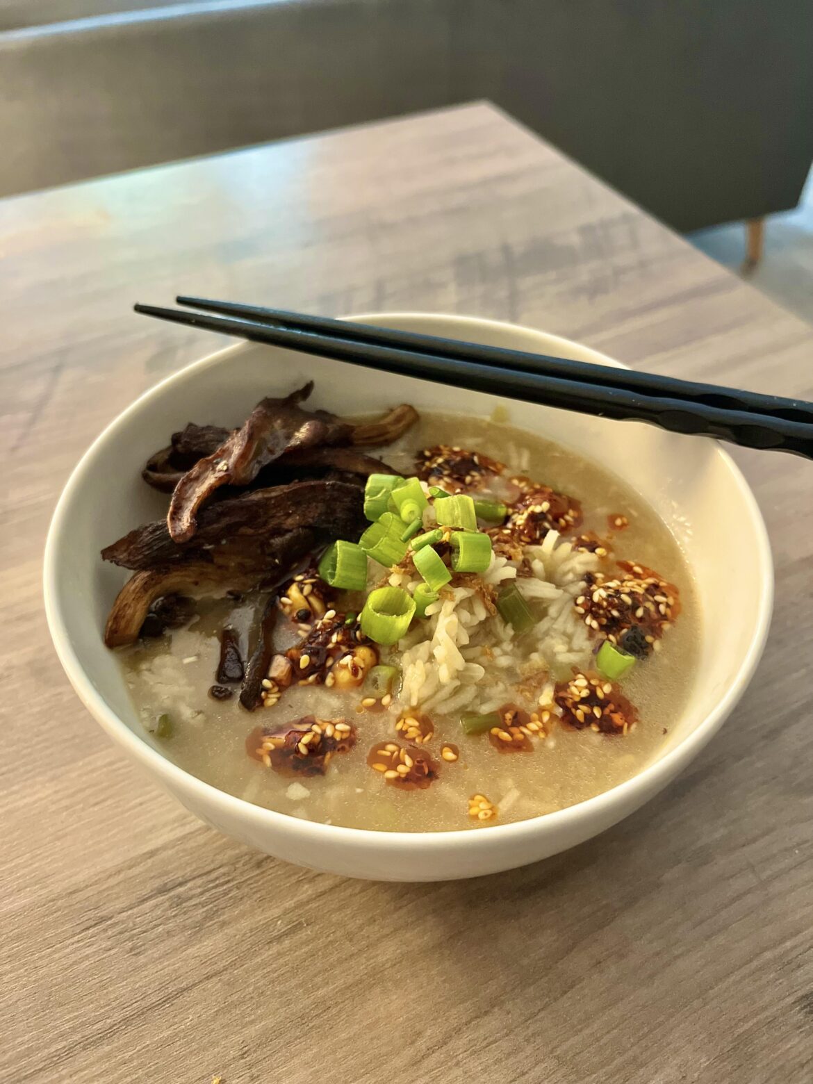 Congee with toasted oyster mushrooms