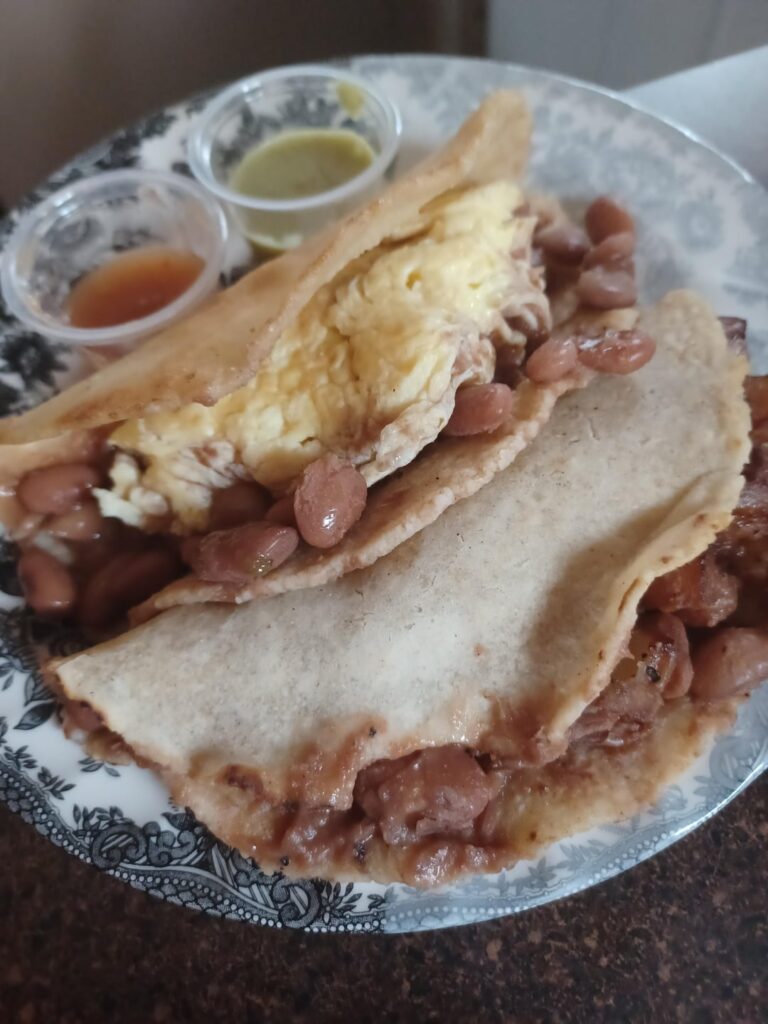 Vecinos new neighbor on east MLK