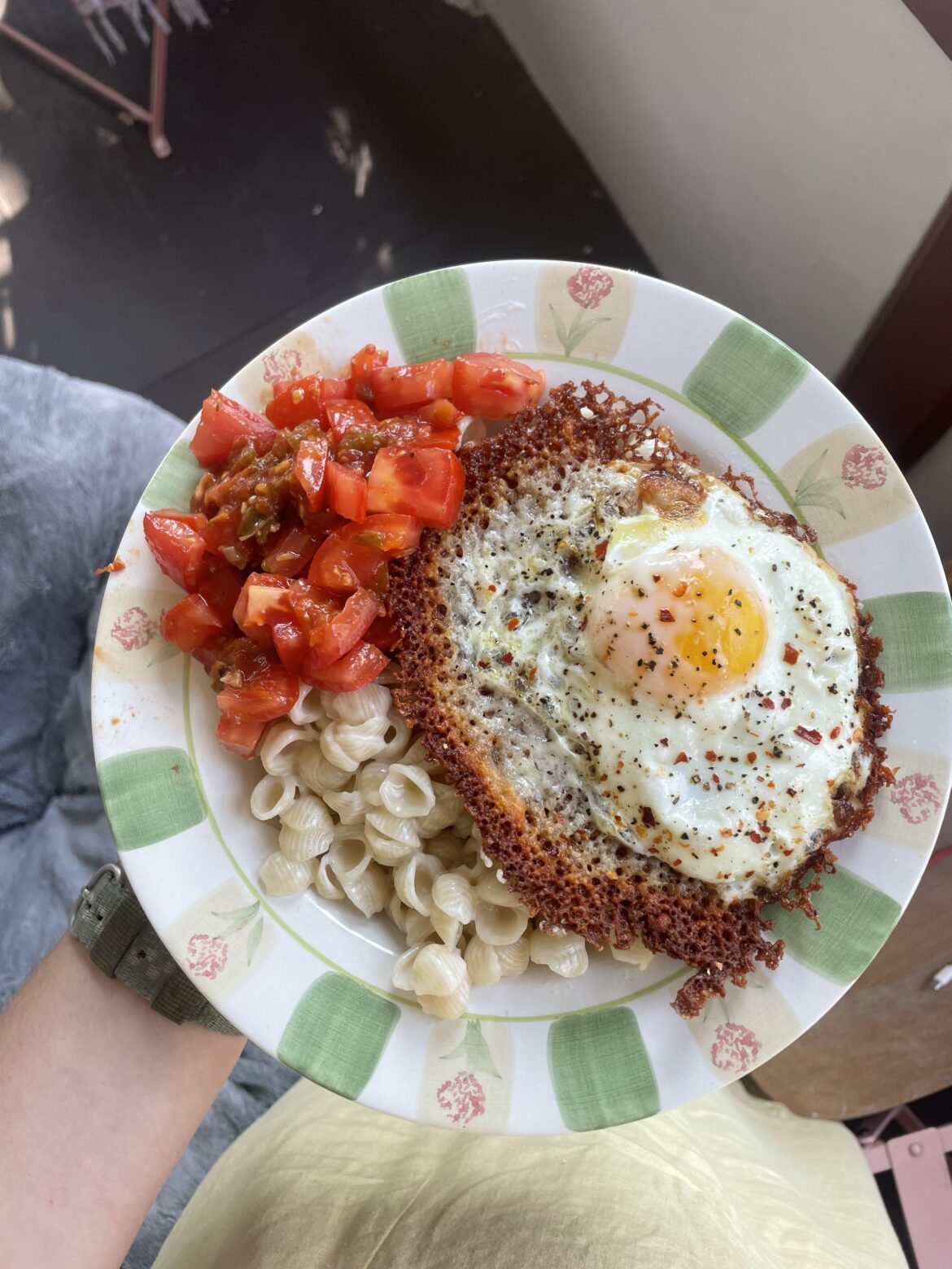 Cheesy sunny side up on Annie’s white cheddar with fresh tomato