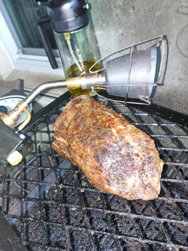 Anyone else use an oil sprayer with their torch? Anyone else use an oil sprayer with their torch?