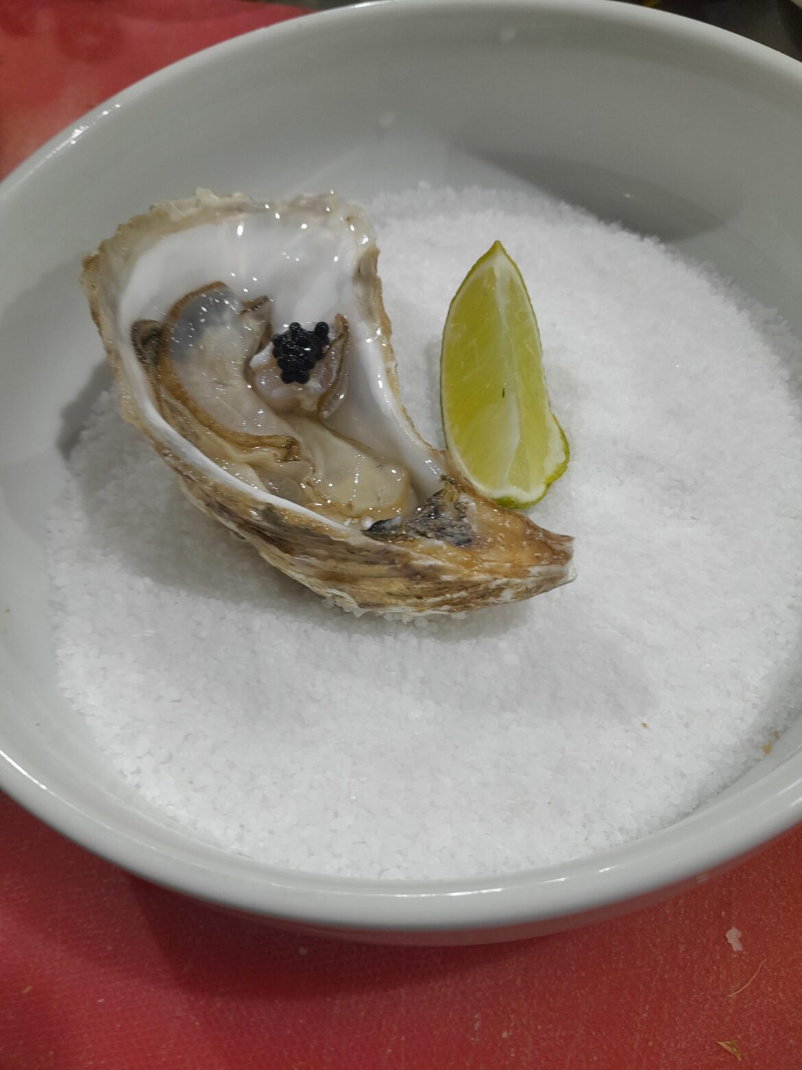 Oyster, lime, kelp caviar