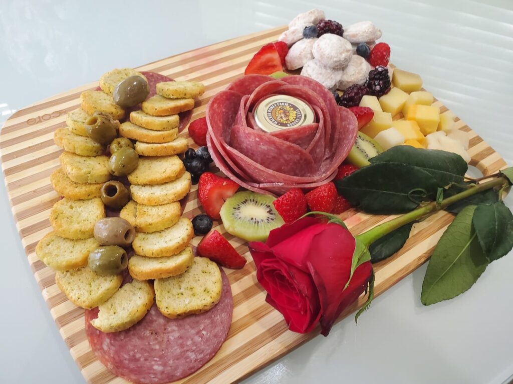 Boyfriend surprised me with a board ♡♡