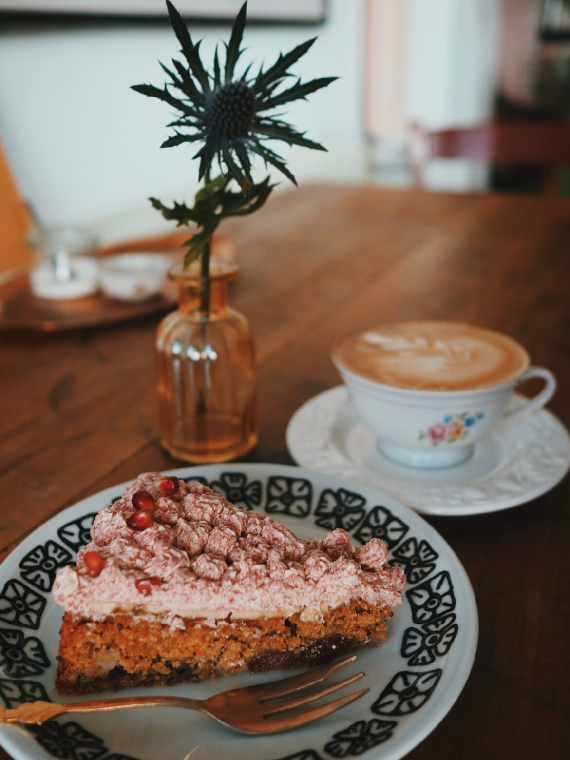 I love my workplace too much to not share this picture with you. The cake was so good!