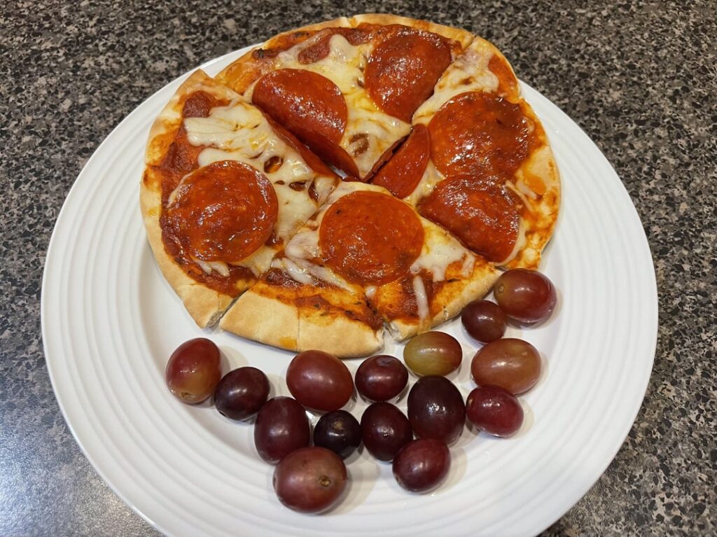 Kids Make & Take Pepperoni Pita Pizza…Love the kids options in the “Free” section! Review Below ⬇️