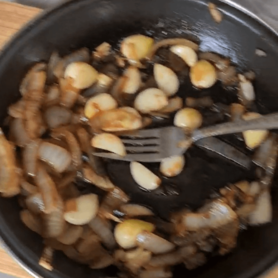 I have just ate 2 onions and 2 entire bulbs of garlic