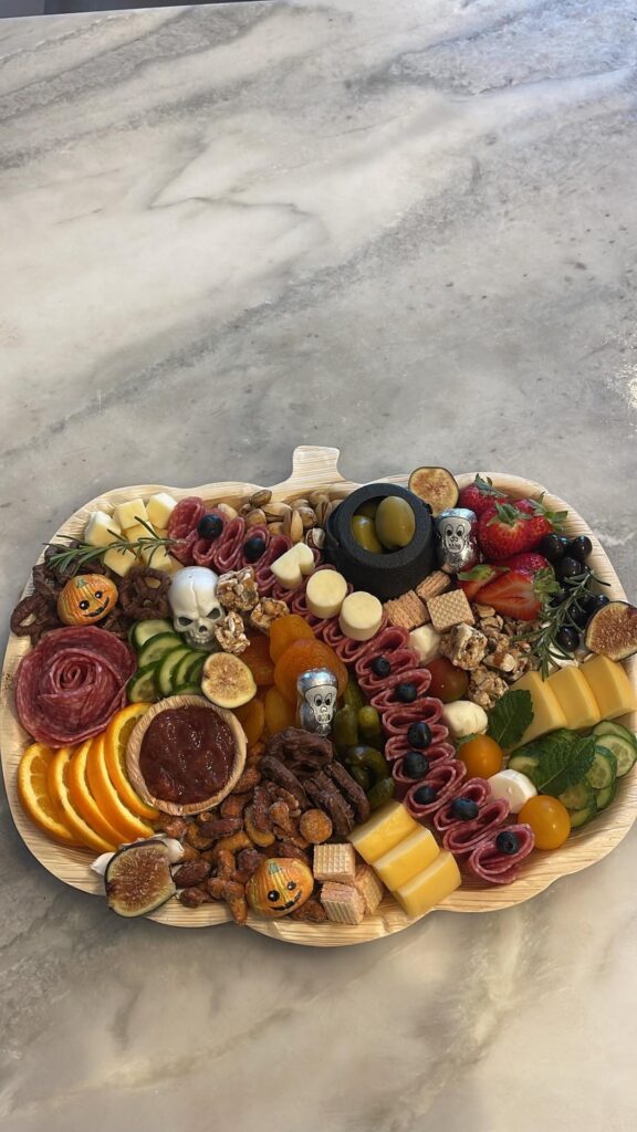 Halloween pumpkin board