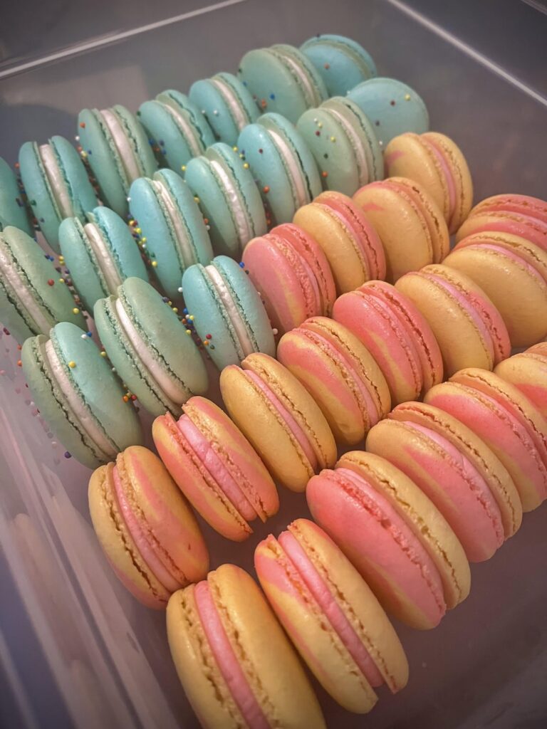 Funfetti and Lemon Raspberry macarons - Dairy free lemon curd and SMBC filling. Also *tried* to make pumpkin spice. Couldn’t tell you why the last batch turned out awful. No feet and exploding. Maybe the spices in the batter? 🥲 2/3 is about the best I could have hoped for ig lol