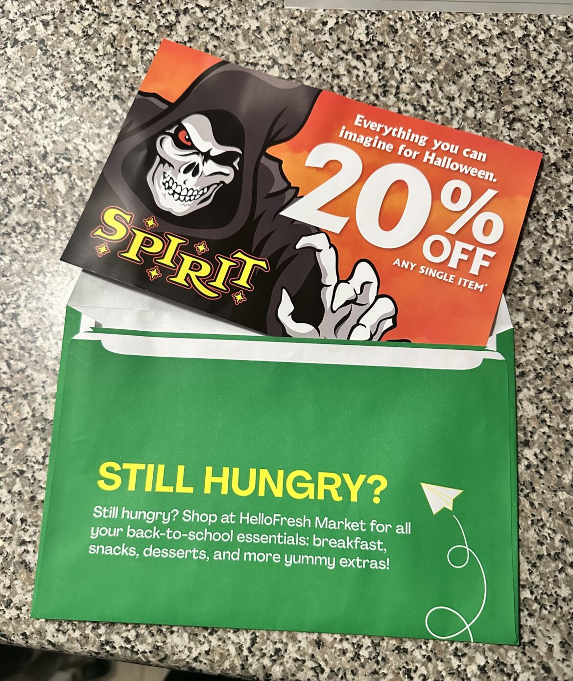 Spirit is now even moving into HelloFresh boxes 😂👻