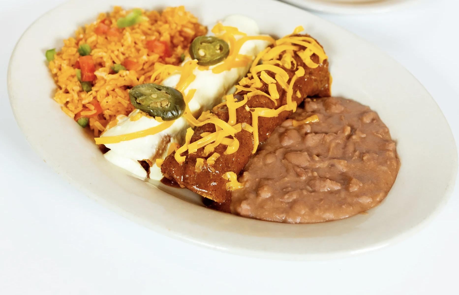 Where in Chicago to find TexMex style sour cream enchiladas and/or