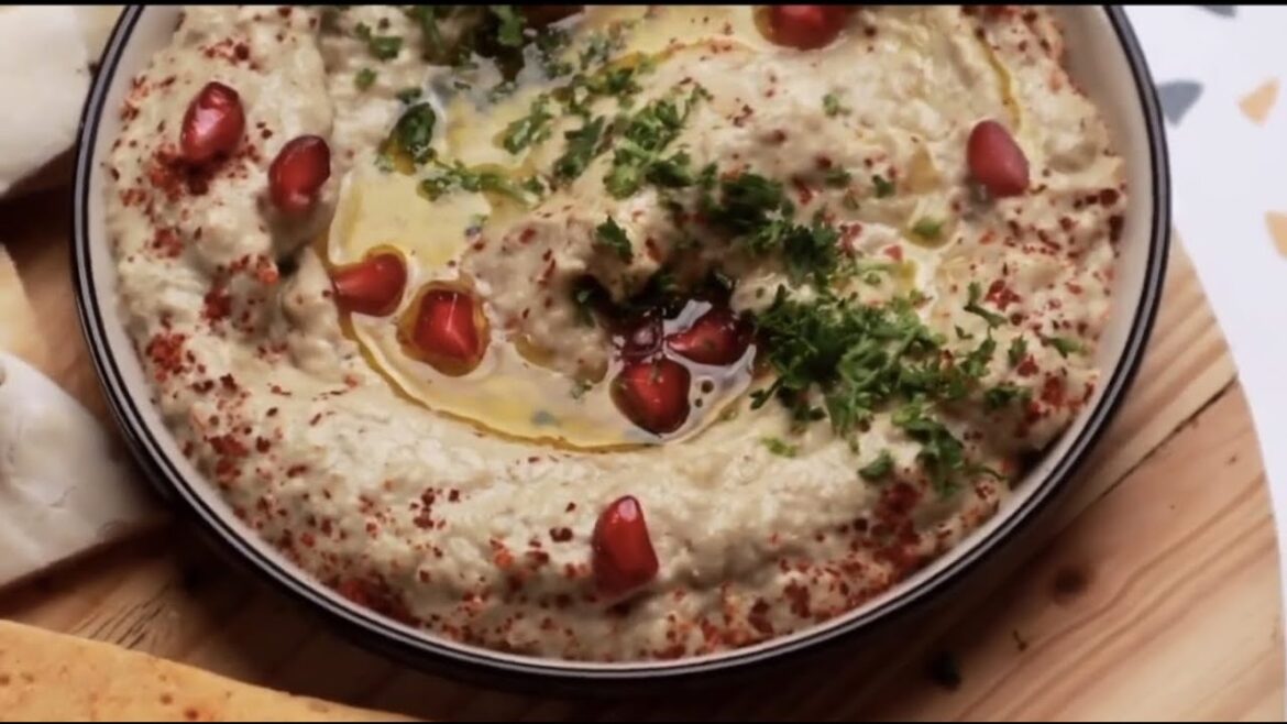 Is this the BEST BABA GANOUSH recipe on YOUTUBE? (2024) Is this the BEST BABA GANOUSH recipe on YOUTUBE? (2024)