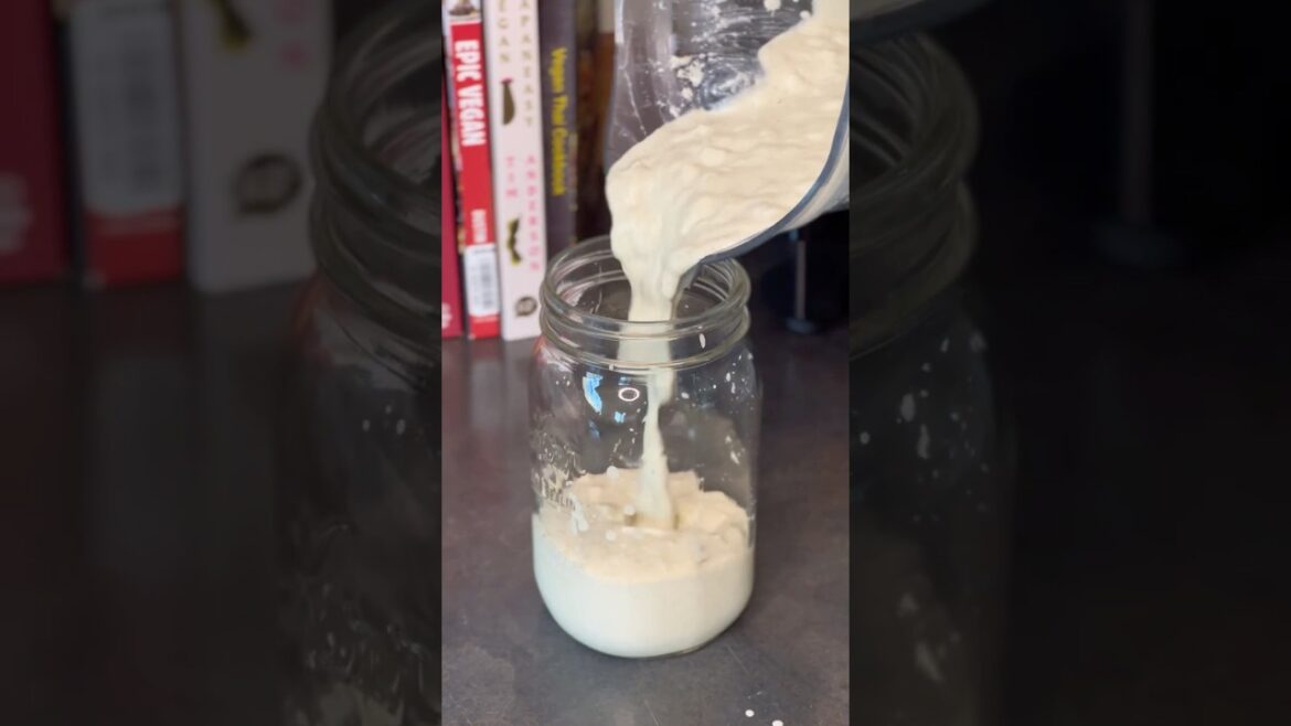 Vegan Tzatziki! #plantbasedrecipes #veganrecipes #tzatziki #oilfreerecipes #wfpb #healthyrecipes Vegan Tzatziki! #plantbasedrecipes #veganrecipes #tzatziki #oilfreerecipes #wfpb #healthyrecipes