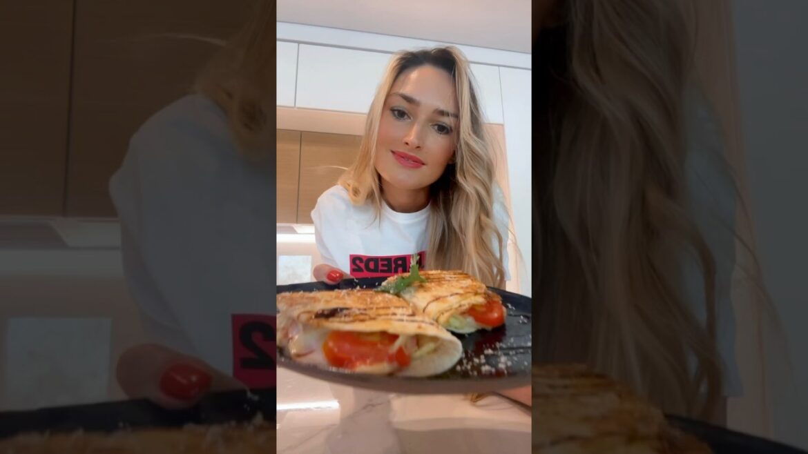 Breakfast Piadina with Egg, Ham and Cheese