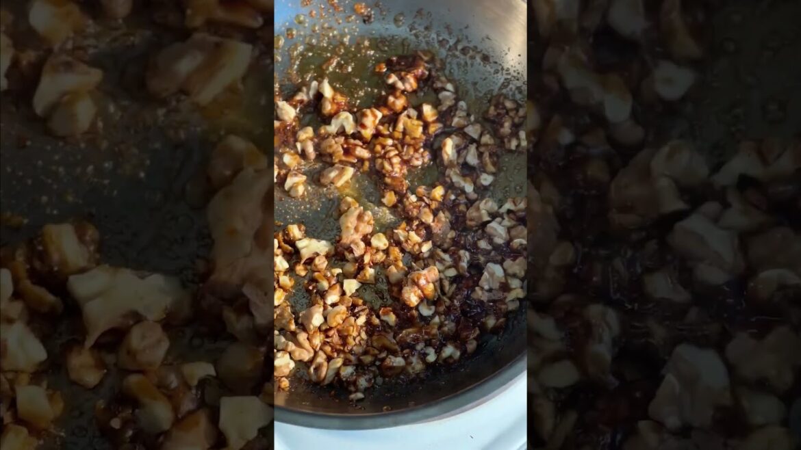 10 Dakikada Süzme Peynirli Çıtır Çıtır Tahinli Börek Tarifi