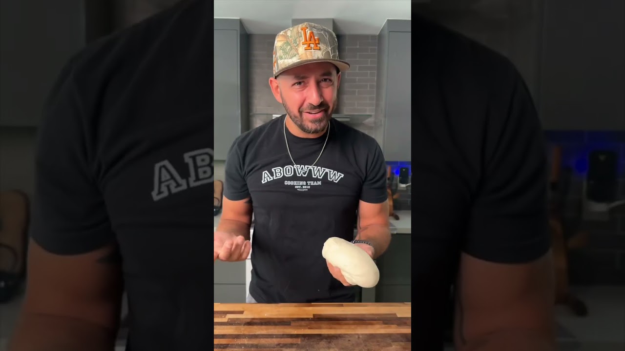 Easy homemade Pita bread hack. Pizza dough into pita bread. Dining