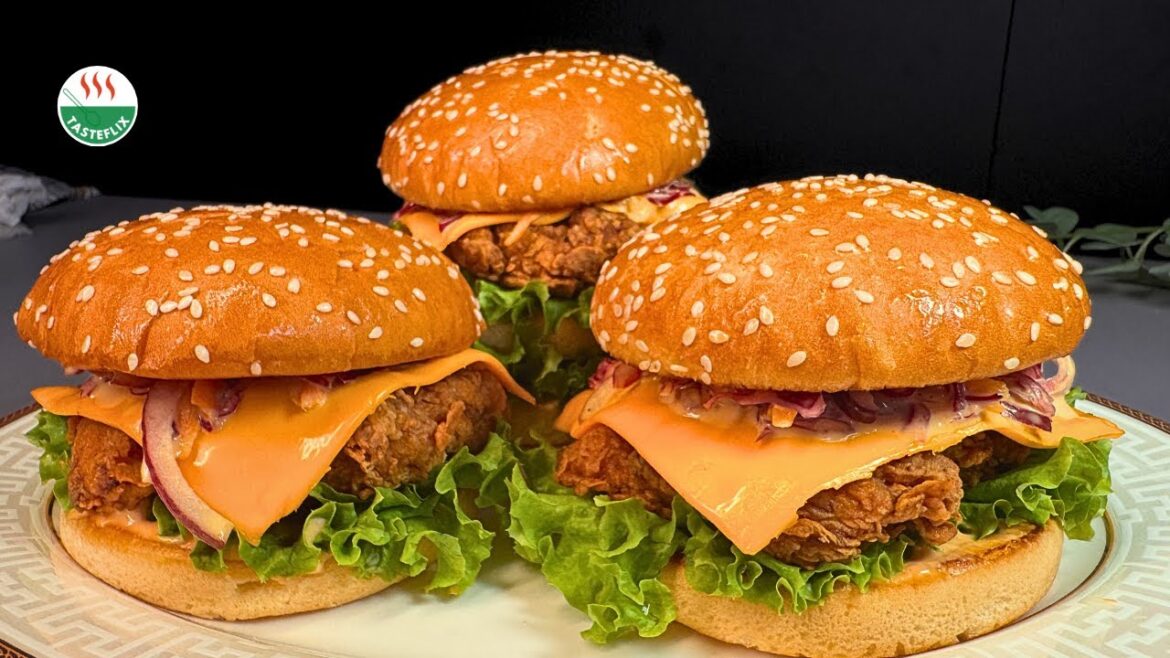 Crispy Chicken Fried Burger Recipe || Juicy, Crispy & Easy to Make || KFC, McDonald Crispy Chicken Fried Burger Recipe || Juicy, Crispy & Easy to Make || KFC, McDonald