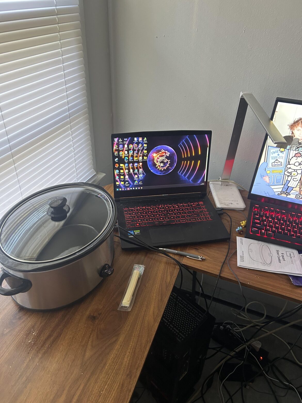 Outlets don’t work in my new apartment. Had to do some real degen shit.