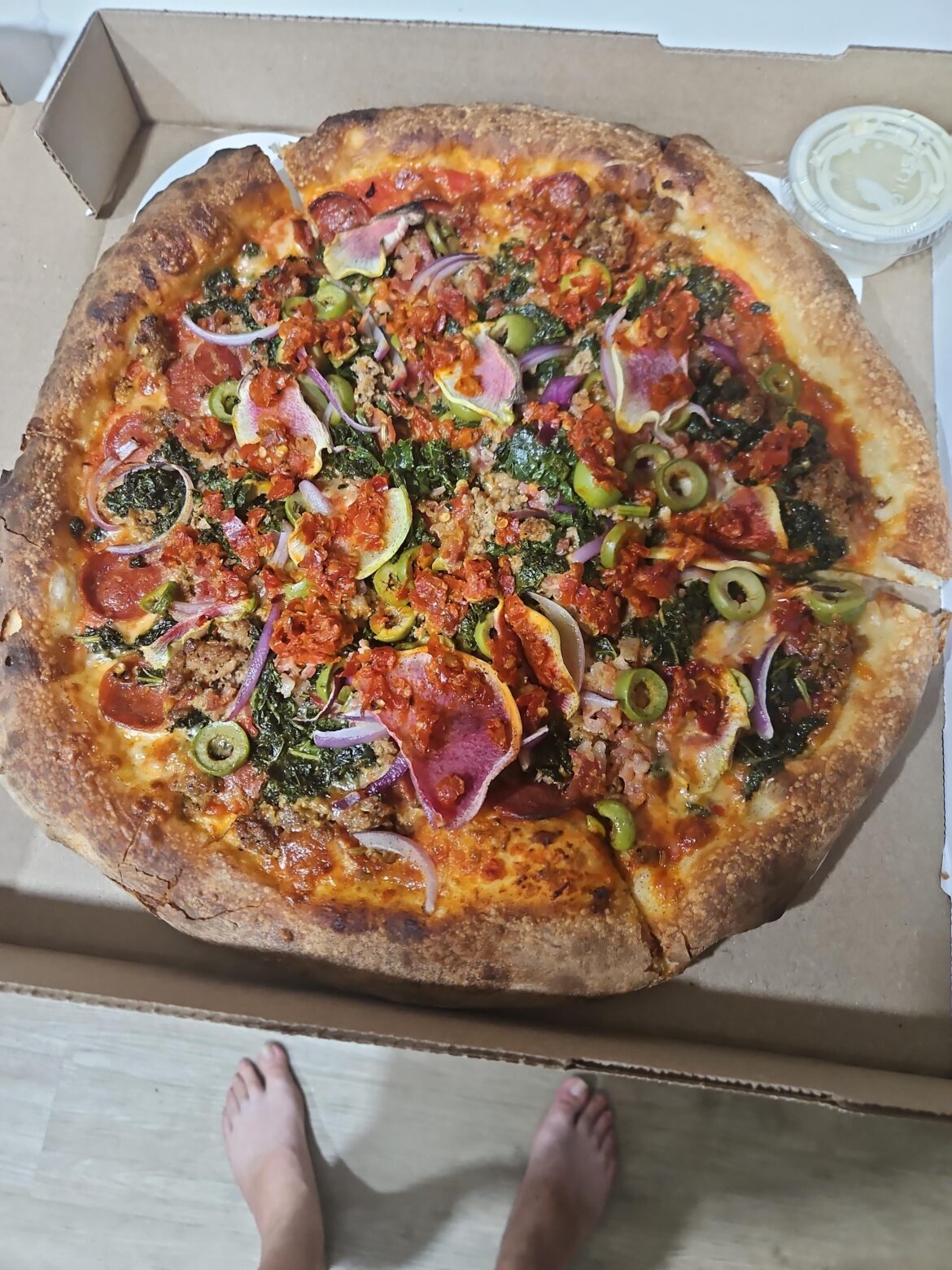 Love Supreme pizza, it's my first time... mmmm