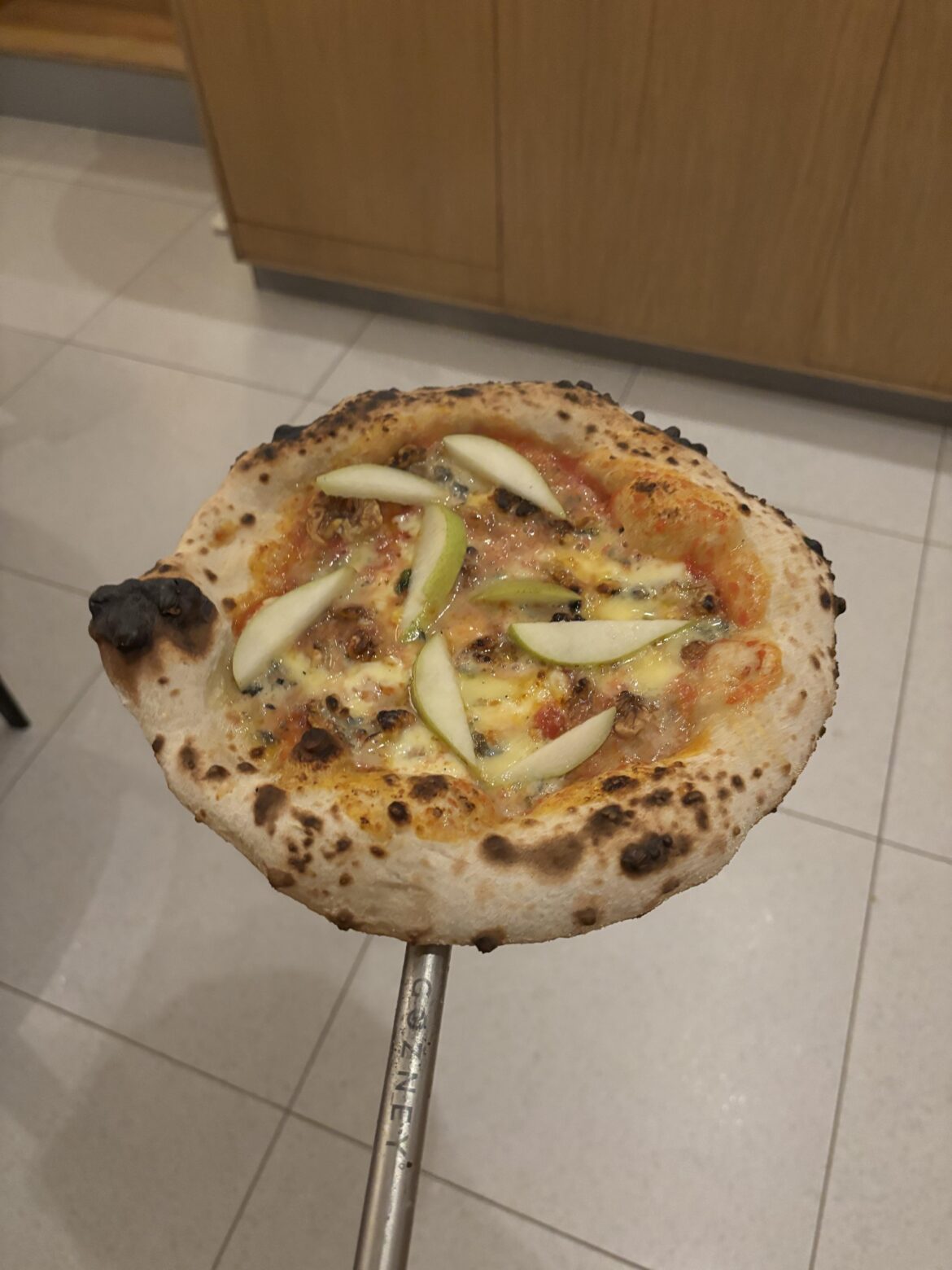 Peddling pizza 24h room temp dough