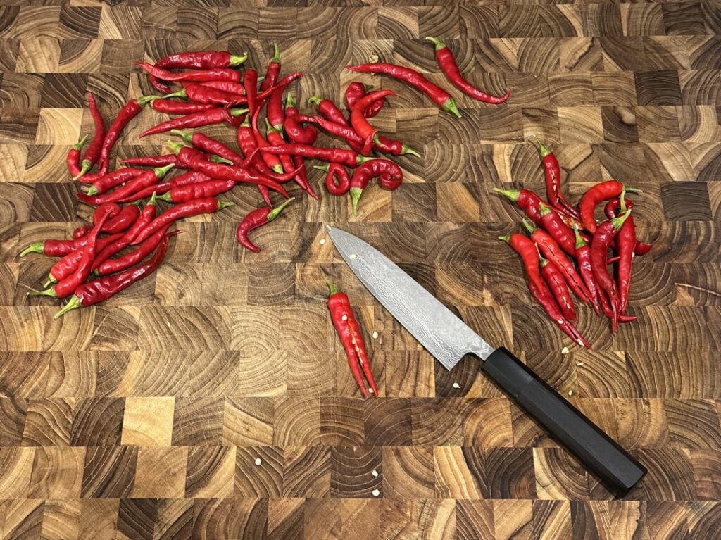do you dry your own peppers? if so do you keep them whole, as flakes or powder them? do you dry your own peppers? if so do you keep them whole, as flakes or powder them?