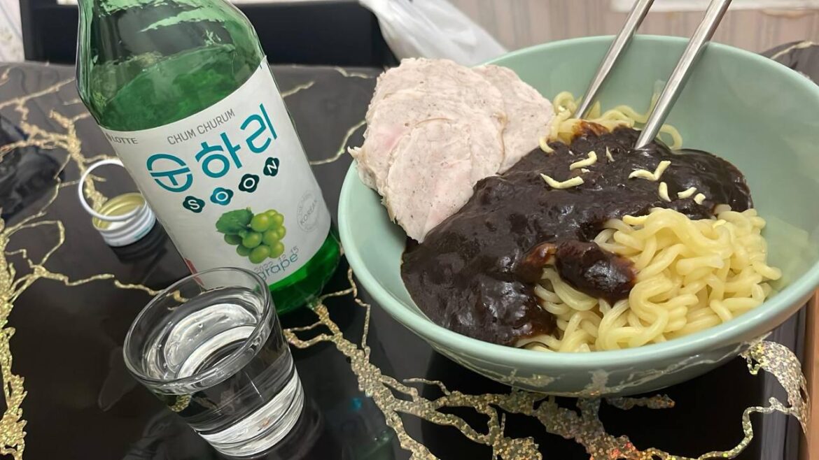 My favorite ramen in 5 minutes and a shot of soju. A good dinner after a hard day (and all in just 5 minutes)