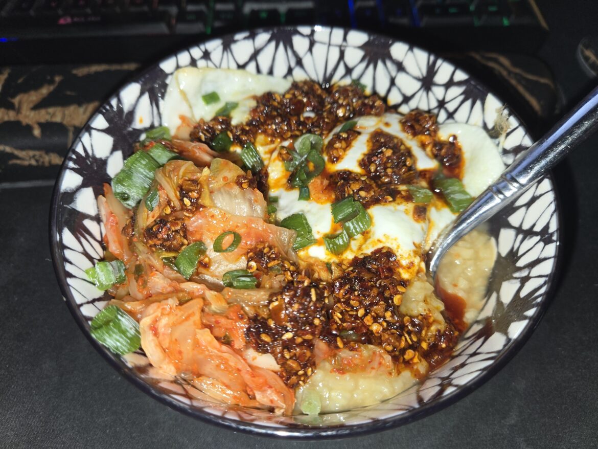 Spicy Congee w/Kimchi