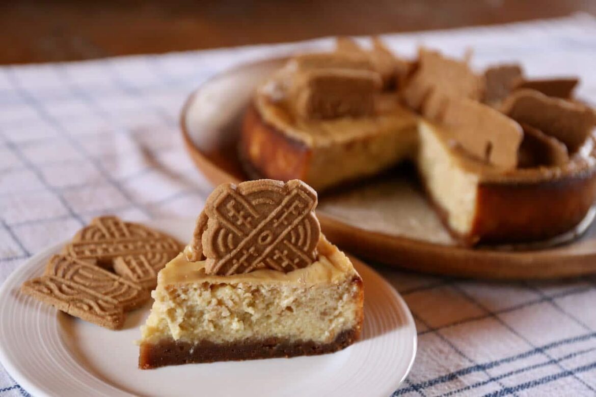 Thanksgiving Baked Dutch Speculaas Cheesecake