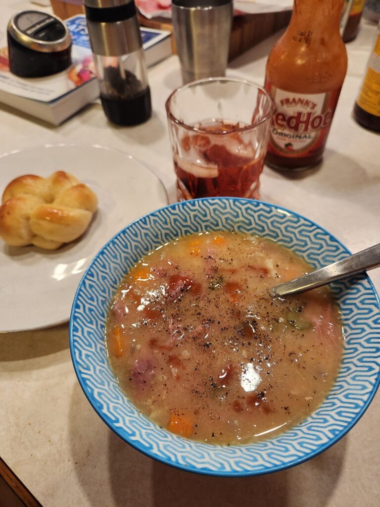 I made possibly my favorite SE recipes yesterday, Ham and Bean soup.