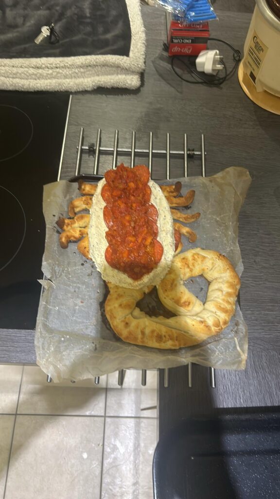 Alien face hugger tear and share