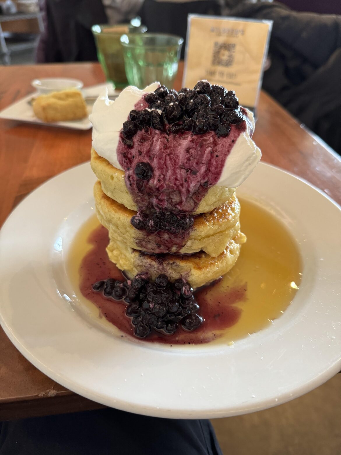 Had Mildred blueberry buttermilk Pancakes 🥞