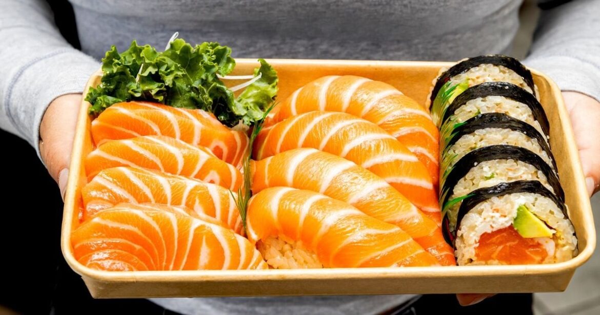 ami-no: Japanese takeout sushi and more on Dundas west