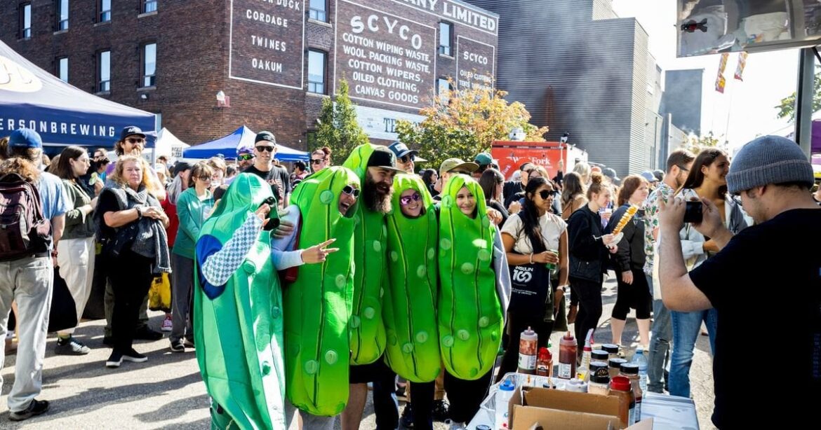 Thousands show up to Picklefest in Toronto for pickle-inspired food and drinks
