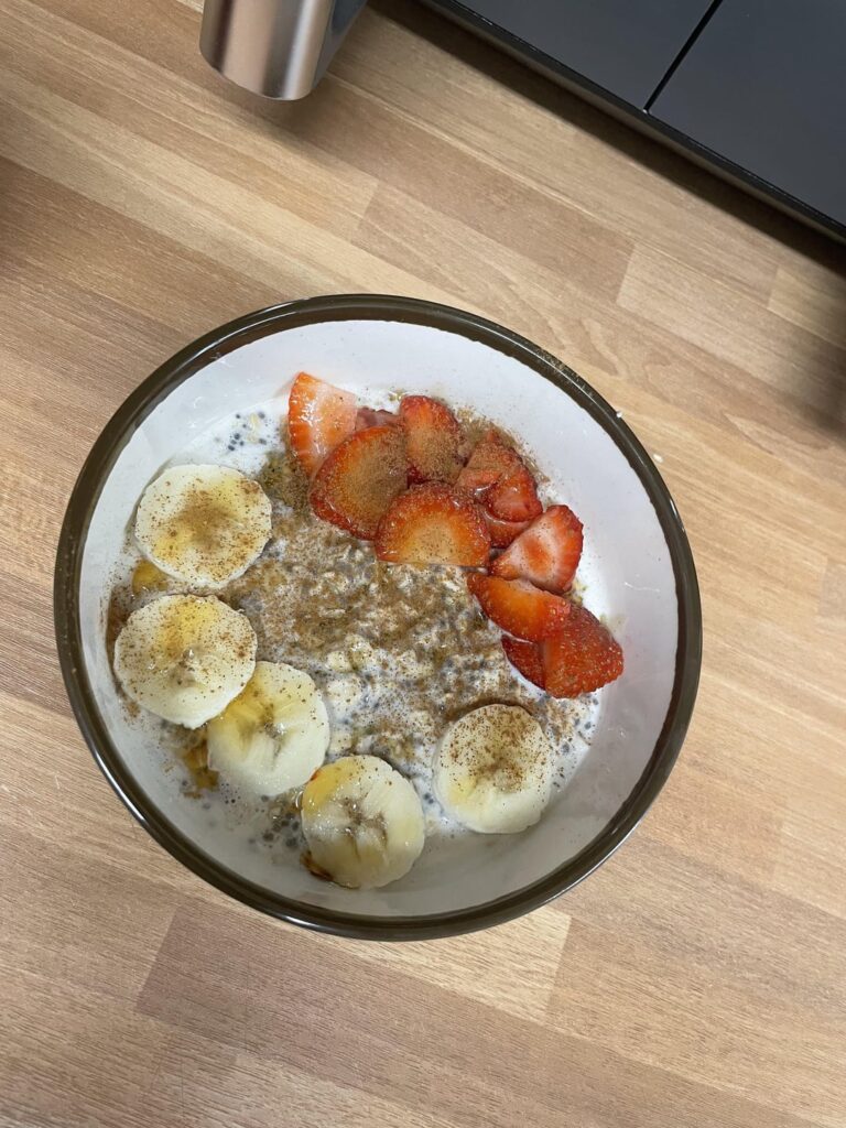 1471.2 calories a bit over today didn’t like the cake so more like around 1200 still 1471.2 calories a bit over today didn’t like the cake so more like around 1200 still