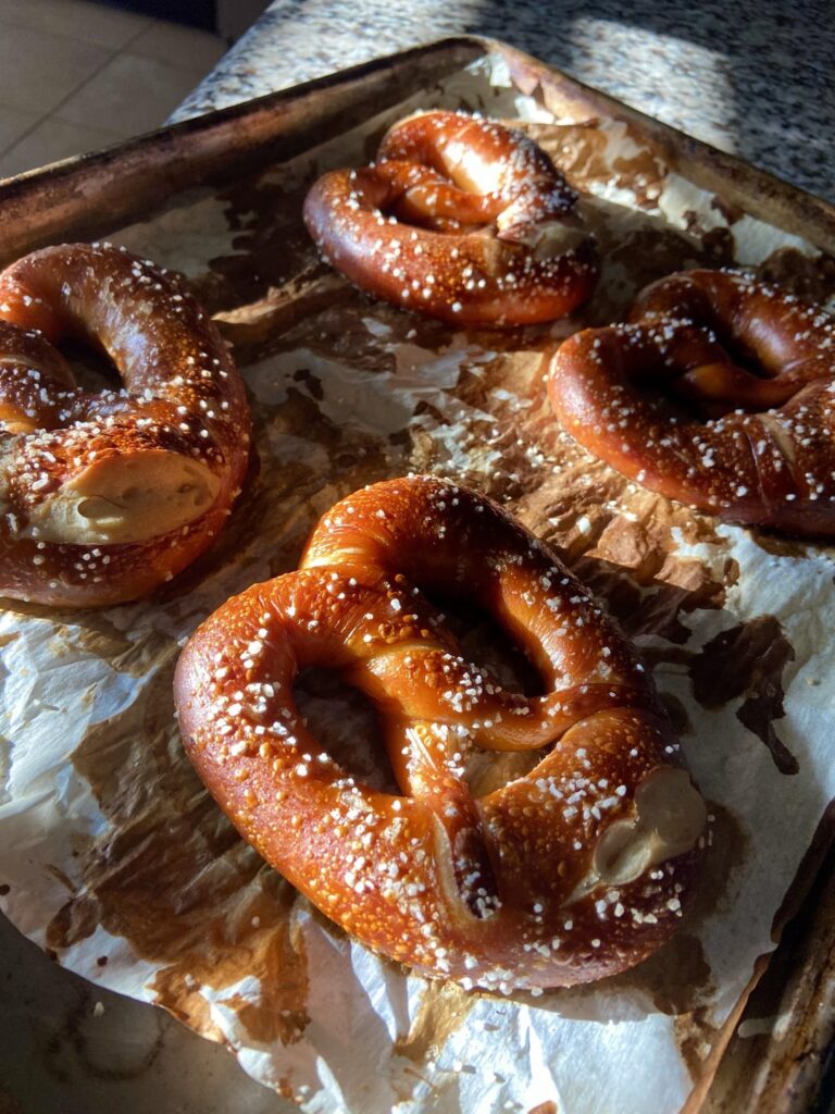 Sourdough Lye Pretzels 🥨